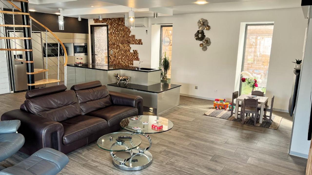 Villa Dali La Garde 260M2 Jacuzzi, Sauna, Piscine, Jardin 500M2, 5 Minutes De La Plage Exteriör bild